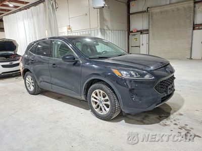Czwarte zdjęcie samochodu z boku: 2020 FORD ESCAPE SE VIN:1FMCU9G6XLUC62469 - miniatura