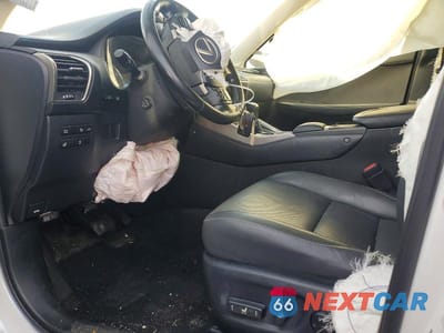 Zdjęcie 7 z 12 samochodu: 2018 LEXUS NX 300 BASE VIN:JTJBARBZ8J2160216 - miniatura