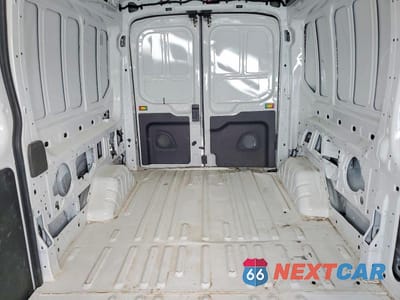Zdjęcie 10 z 13 samochodu: 2024 FORD TRANSIT T-250 VIN:1FTBR1C85RKB60544 - miniatura