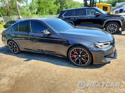 Czwarte zdjęcie samochodu z boku: 2023 BMW M5 4DR SEDAN VIN:WBS83CH00PCL23031 - miniatura
