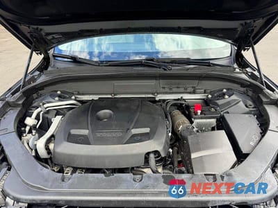 Zdjęcie 8 z 13 samochodu: 2019 VOLVO XC60 T6 MOMENTUM VIN:LYVA22RK2KB230983 - miniatura