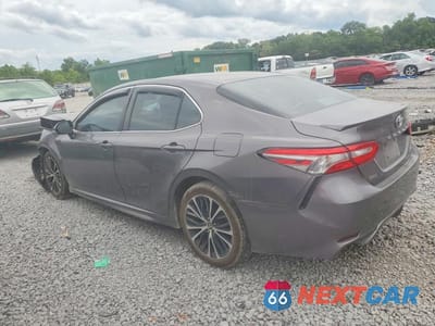 Drugie zdjęcie samochodu z przodu: 2018 TOYOTA CAMRY SE VIN:4T1B11HK4JU602195 - miniatura