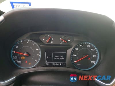 Zdjęcie 9 z 13 samochodu: 2021 CHEVROLET EQUINOX VIN:2GNAXFEV5M6141366 - miniatura