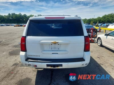 Zdjęcie 6 z 13 samochodu: 2015 CHEVROLET SUBURBAN K1500 LT VIN:1GNSKJKC1FR300402 - miniatura