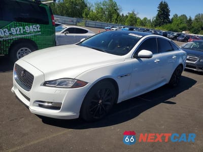 2019 JAGUAR XJ R - SPORT SAJWJ1CD2K8W19572 - główne zdjęcie licytacji z USA - miniatura