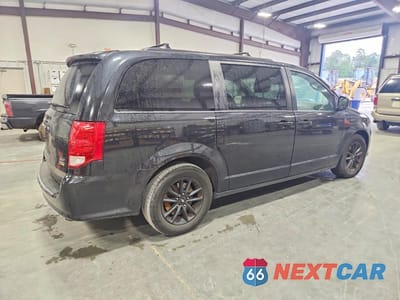 Trzecie zdjęcie samochodu z tyłu: 2019 DODGE GRAND CARAVAN GT VIN:2C4RDGEG9KR718133 - miniatura