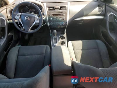 Zdjęcie 8 z 12 samochodu: 2015 NISSAN ALTIMA 2.5 S VIN:1N4AL3AP6FC135005 - miniatura