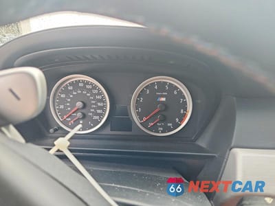 Zdjęcie 9 z 12 samochodu: 2007 BMW M5 VIN:WBSNB93557CX07060 - miniatura