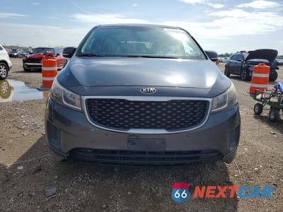 Piąte zdjęcie samochodu w środku: 2016 KIA SEDONA LX VIN:KNDMB5C17G6216352 - miniatura