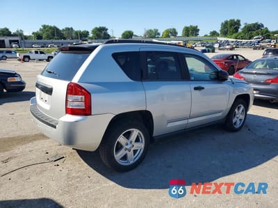 Trzecie zdjęcie samochodu z tyłu: 2009 JEEP COMPASS SPORT VIN:1J4FT47A19D139593 - miniatura