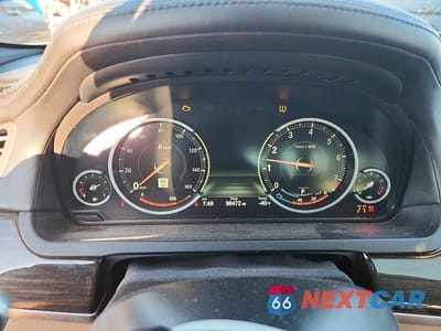 Zdjęcie 9 z 12 samochodu: 2014 BMW 750 LXI VIN:WBAYF8C52ED652591 - miniatura