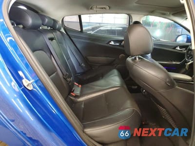 Zdjęcie 10 z 12 samochodu: 2018 KIA STINGER PREMIUM VIN:KNAE25LA8J6025967 - miniatura