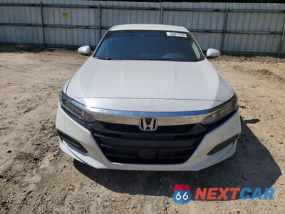 Piąte zdjęcie samochodu w środku: 2019 HONDA ACCORD LX VIN:1HGCV1F18KA022444 - miniatura