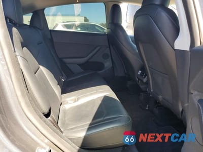 Zdjęcie 11 z 14 samochodu: 2023 TESLA MODEL Y VIN:7SAYGDEE3PA122485 - miniatura