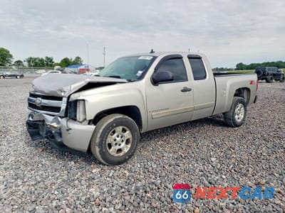 2007 CHEVROLET SILVERADO K1500 2GCEK19J371720733 - główne zdjęcie licytacji z USA - miniatura