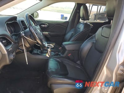 Zdjęcie 7 z 13 samochodu: 2019 JEEP CHEROKEE LATITUDE PLUS VIN:1C4PJLLB2KD164243 - miniatura