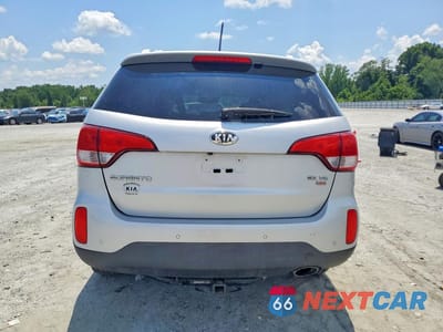 Zdjęcie 6 z 13 samochodu: 2014 KIA SORENTO EX VIN:5XYKUDA75EG538565 - miniatura