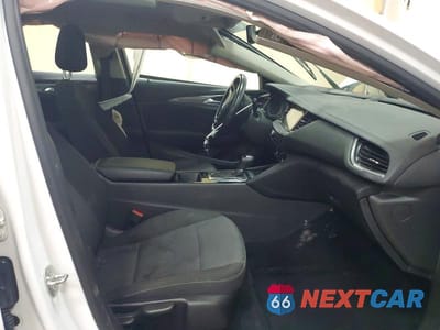 Zdjęcie 7 z 12 samochodu: 2018 BUICK REGAL TOURX PREFERRED VIN:W04GU8SX3J1149147 - miniatura