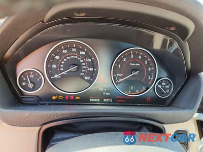 Zdjęcie 9 z 12 samochodu: 2016 BMW 340 XI VIN:WBA8B7G57GNT95490 - miniatura