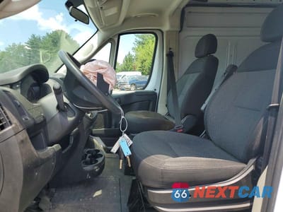 Zdjęcie 7 z 13 samochodu: 2021 RAM PROMASTER 2500 DELIVERY VAN VIN:3C6LRVDG8ME570291 - miniatura