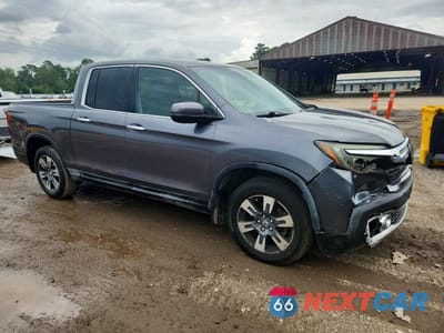 Czwarte zdjęcie samochodu z boku: 2018 HONDA RIDGELINE RTL VIN:5FPYK3F70JB010167 - miniatura