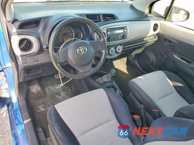 Zdjęcie 8 z 13 samochodu: 2012 TOYOTA YARIS 3-DOOR L VIN:JTDJTUD32CD521029 - miniatura