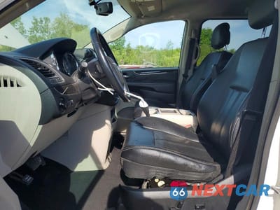Zdjęcie 7 z 13 samochodu: 2013 CHRYSLER TOWN & COUNTRY TOURING VIN:2C4RC1BG8DR638135 - miniatura
