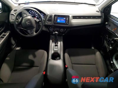 Zdjęcie 8 z 14 samochodu: 2020 HONDA HR-V LX VIN:3CZRU6H3XLM724898 - miniatura