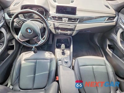 Zdjęcie 8 z 13 samochodu: 2021 BMW X1 SDRIVE28I VIN:WBXJG7C01M5S77109 - miniatura