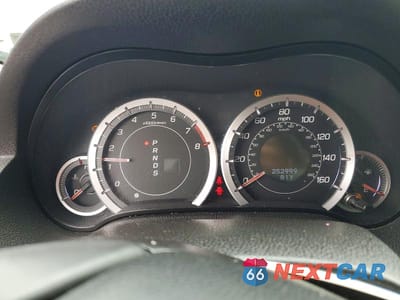 Zdjęcie 9 z 12 samochodu: 2011 ACURA TSX VIN:JH4CU2F6XBC005120 - miniatura