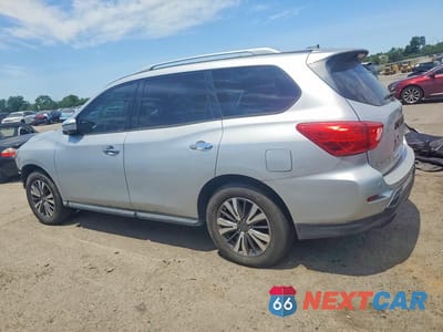 Drugie zdjęcie samochodu z przodu: 2017 NISSAN PATHFINDER SV VIN:5N1DR2MN8HC664528 - miniatura