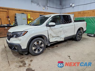 2017 HONDA RIDGELINE RTL 5FPYK3F6XHB030847 - główne zdjęcie licytacji z USA - miniatura