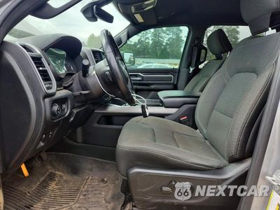 Zdjęcie 7 z 12 samochodu: 2021 RAM 1500 BIG HORN VIN:1C6RREFT5MN708501 - miniatura