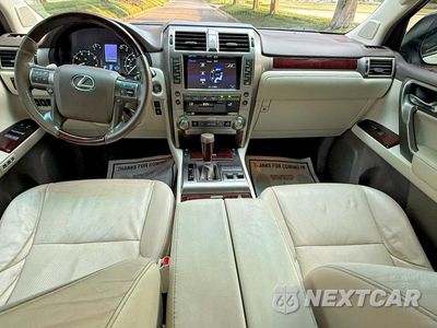 Zdjęcie 9 z 10 samochodu: 2015 LEXUS GX 460 VIN:JTJBM7FX8F5111477 - miniatura