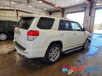 Trzecie zdjęcie samochodu z tyłu: 2013 TOYOTA 4RUNNER LIMITED VIN:JTEBU5JR1D5145916 - miniatura