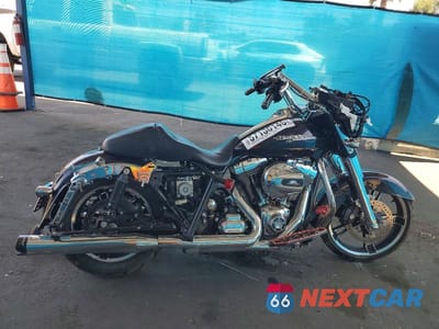 2014 HARLEY-DAVIDSON FLHXS STREET GLIDE SPECIAL 1HD1KRM18EB676972 - główne zdjęcie licytacji z USA - miniatura