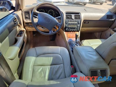 Zdjęcie 8 z 12 samochodu: 1996 LEXUS LS 400 VIN:JT8BH22F4T0058632 - miniatura