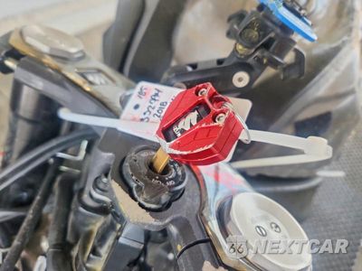 Zdjęcie 8 z 9 samochodu: 2018 SUZUKI GSX-R600 VIN:JS1GN7FA9J2100591 - miniatura