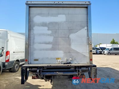 Zdjęcie 6 z 13 samochodu: 2018 ISUZU NPR BOX TRUCK VIN:JALB4W178J7F00123 - miniatura