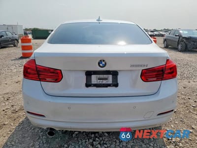 Zdjęcie 6 z 12 samochodu: 2018 BMW 320 I VIN:WBA8E1G53JNU89295 - miniatura