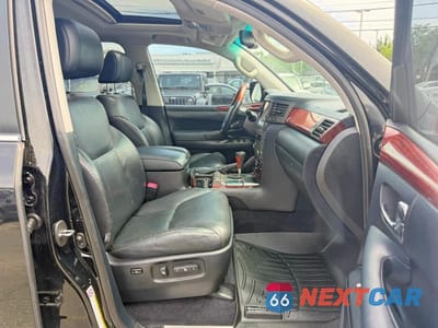Piąte zdjęcie samochodu w środku: 2011 LEXUS LX 570 VIN:JTJHY7AX5B4082039 - miniatura