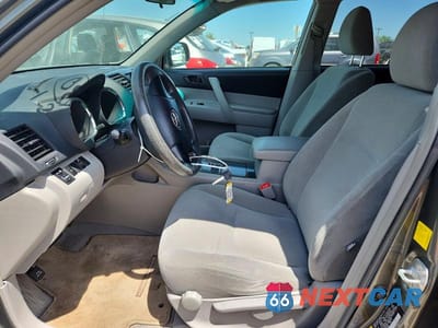 Zdjęcie 7 z 13 samochodu: 2010 TOYOTA HIGHLANDER BASE VIN:5TDZA3EH5AS007366 - miniatura