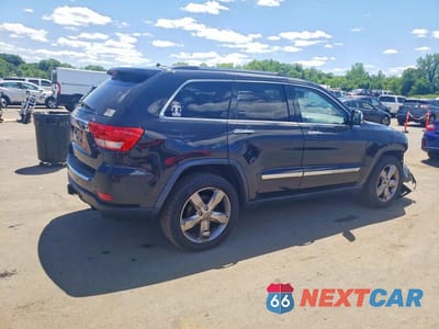 Trzecie zdjęcie samochodu z tyłu: 2013 JEEP GRAND CHEROKEE OVERLAND VIN:1C4RJFCT9DC620573 - miniatura