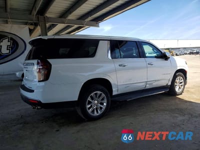 Trzecie zdjęcie samochodu z tyłu: 2023 CHEVROLET SUBURBAN K1500 PREMIER VIN:1GNSKFKDXPR389314 - miniatura