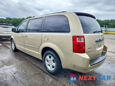 Drugie zdjęcie samochodu z przodu: 2010 DODGE GRAND CARAVAN SXT VIN:2D4RN5D15AR483150 - miniatura