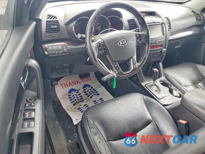 Zdjęcie 8 z 13 samochodu: 2011 KIA SORENTO EX VIN:5XYKU4A2XBG072647 - miniatura