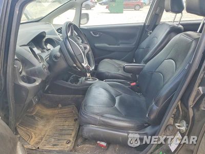 Zdjęcie 7 z 12 samochodu: 2013 HONDA FIT SPORT VIN:JHMGE8H6XDC038328 - miniatura