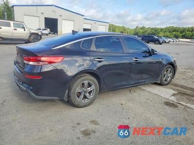 Trzecie zdjęcie samochodu z tyłu: 2019 KIA OPTIMA LX VIN:5XXGT4L39KG305498 - miniatura