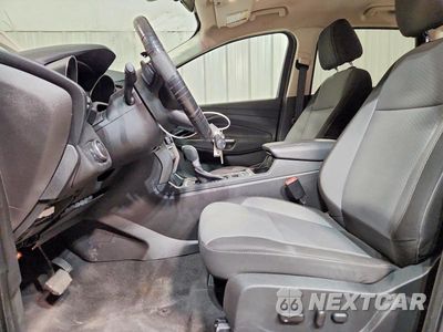 Zdjęcie 7 z 13 samochodu: 2017 FORD ESCAPE SE VIN:1FMCU9GD2HUC57546 - miniatura