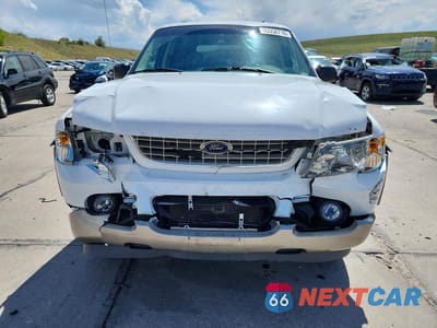 Piąte zdjęcie samochodu w środku: 2002 FORD EXPLORER EDDIE BAUER VIN:1FMDU74W52ZB66280 - miniatura
